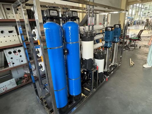 নির্মাতা প্রত্যক্ষ বিক্রয় বুদ্ধিমান 1 টন / ঘন্টা সমুদ্র জল desalination সিস্টেম