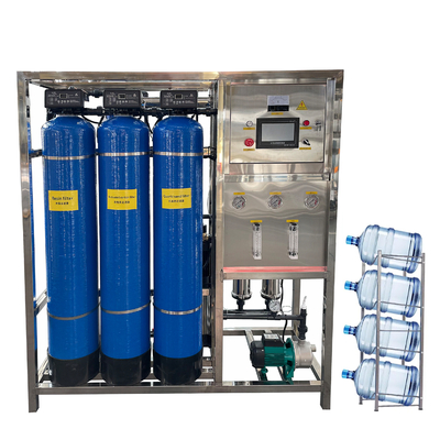 গরম বিক্রয় 500LPH RO সিস্টেম পাম্প বিপরীত অস্মোসিস জল ফিল্টার প্ল্যান্ট সঙ্গে জল পরিশোধন সিস্টেম